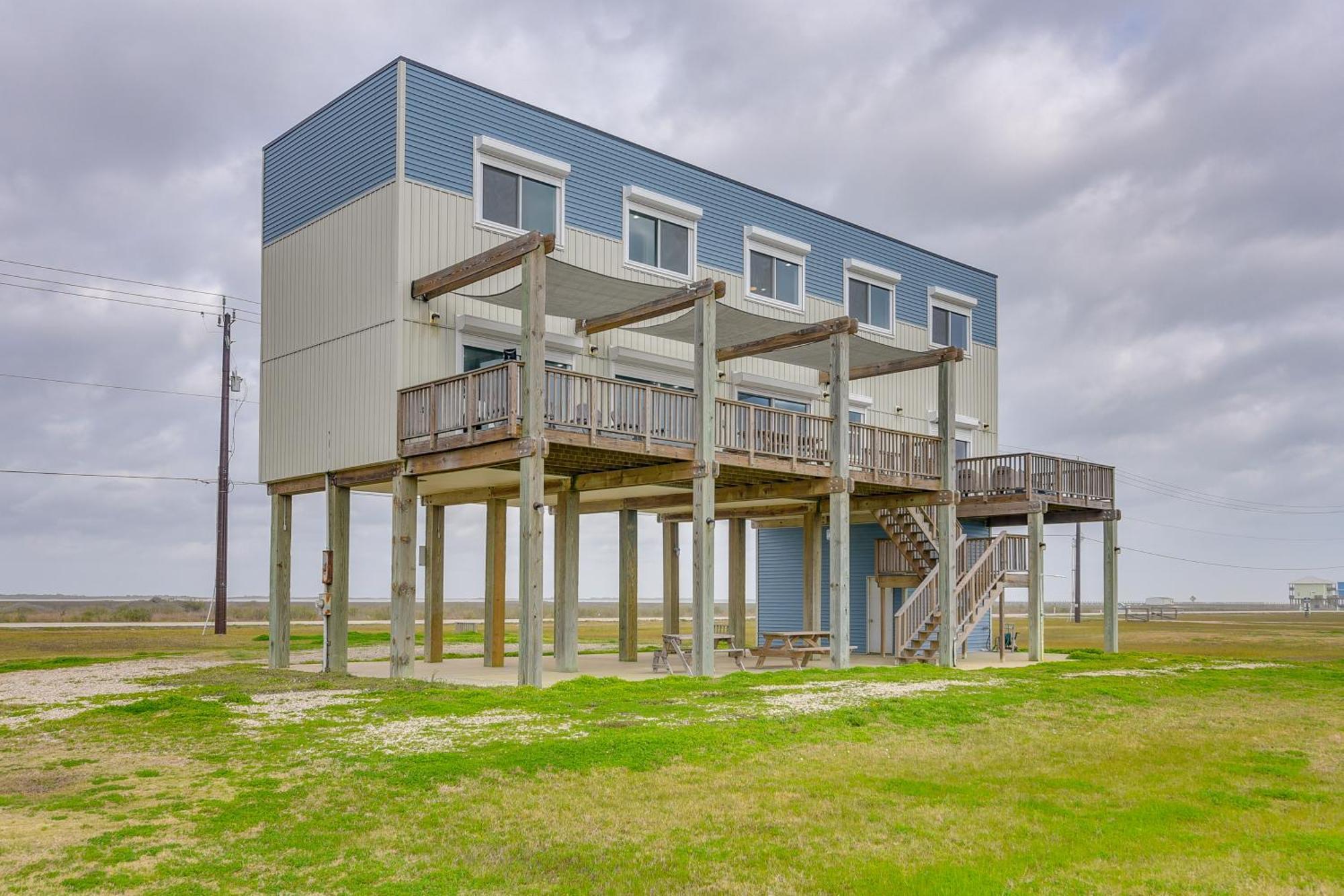 Ocean-View Surfside Home With Boardwalk To Beach! Surfside Beach Exterior photo