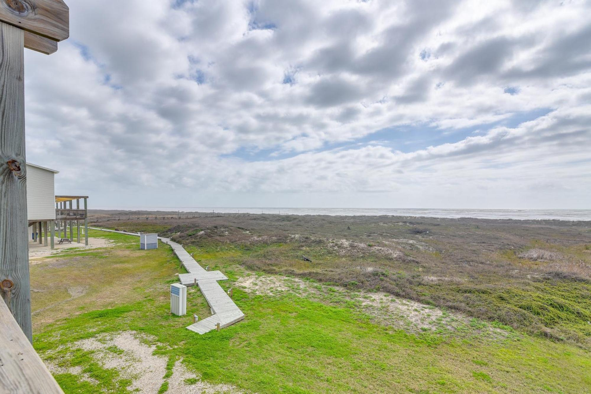 Ocean-View Surfside Home With Boardwalk To Beach! Surfside Beach Exterior photo